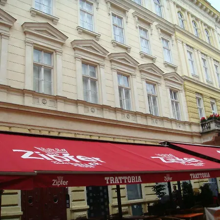 Classic Luxury With Jacuzzi & Sauna Raday Utca Budapest