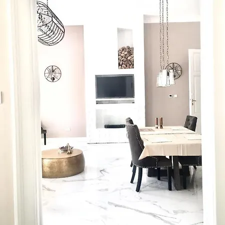 Classic Luxury With Jacuzzi & Sauna Raday Utca Apartment *
