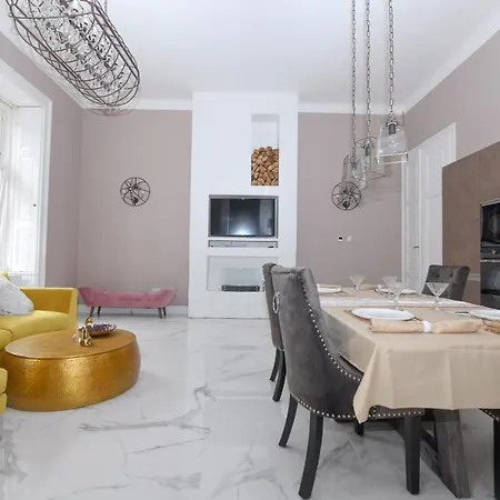 Apartment Classic Luxury With Jacuzzi & Sauna Raday Utca Budapest